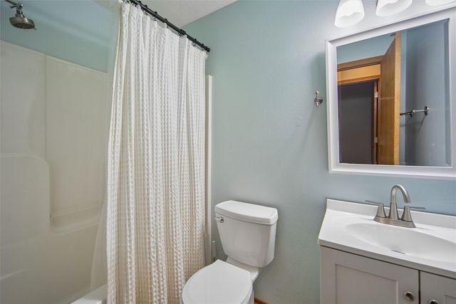 604 Filmore Avenue SE, Bondurant, IA 50035