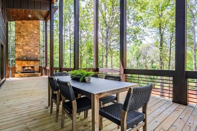 56 Devils Den Overlook, Epworth, GA 30541