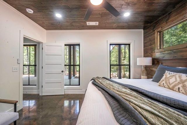 56 Devils Den Overlook, Epworth, GA 30541