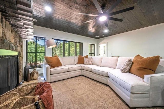 56 Devils Den Overlook, Epworth, GA 30541