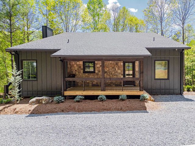 56 Devils Den Overlook, Epworth, GA 30541