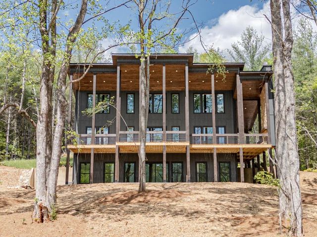 56 Devils Den Overlook, Epworth, GA 30541