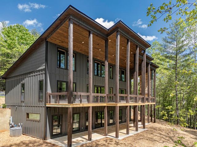 56 Devils Den Overlook, Epworth, GA 30541