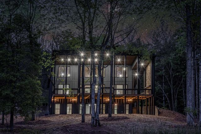 56 Devils Den Overlook, Epworth, GA 30541