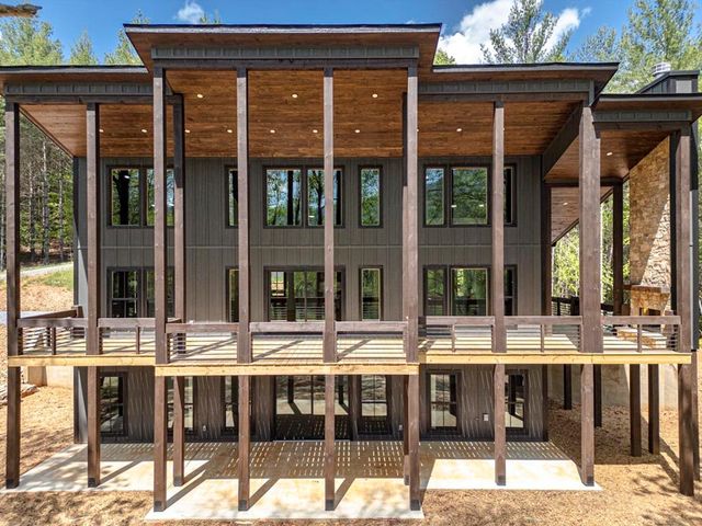 56 Devils Den Overlook, Epworth, GA 30541