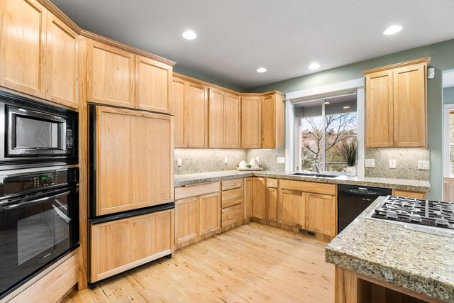 447 Highland Meadow Loop, Redmond, OR 97756