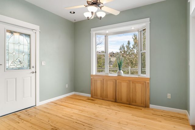 447 Highland Meadow Loop, Redmond, OR 97756