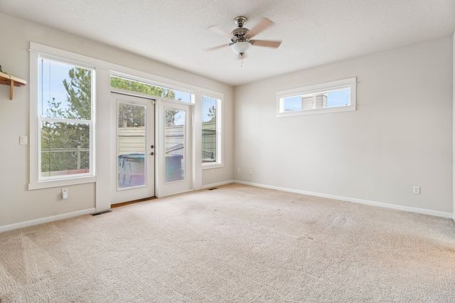 447 Highland Meadow Loop, Redmond, OR 97756