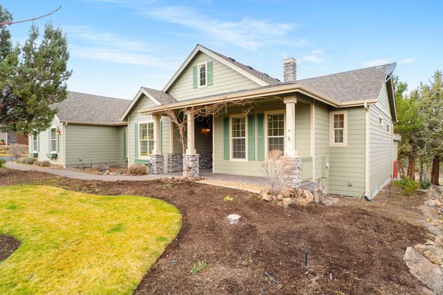 447 Highland Meadow Loop, Redmond, OR 97756