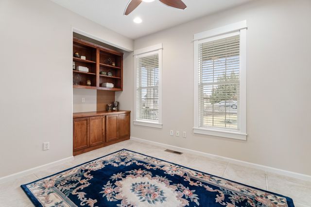 447 Highland Meadow Loop, Redmond, OR 97756