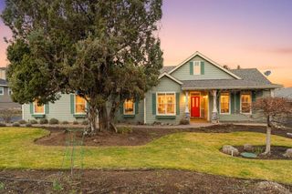 447 Highland Meadow Loop, Redmond, OR 97756