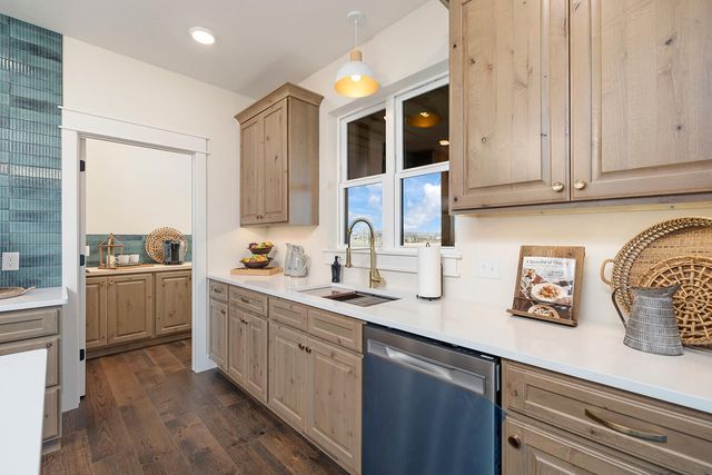 4412 S 86th Road, Bolivar, MO 65613