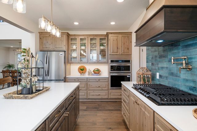 4412 S 86th Road, Bolivar, MO 65613