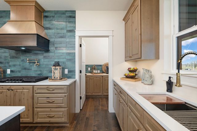 4412 S 86th Road, Bolivar, MO 65613