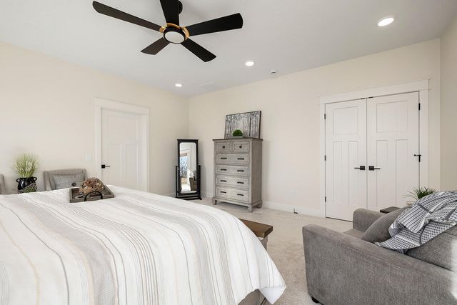 4412 S 86th Road, Bolivar, MO 65613