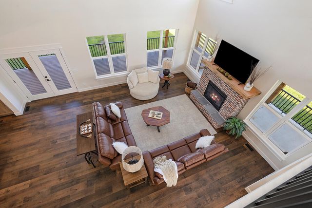 4412 S 86th Road, Bolivar, MO 65613