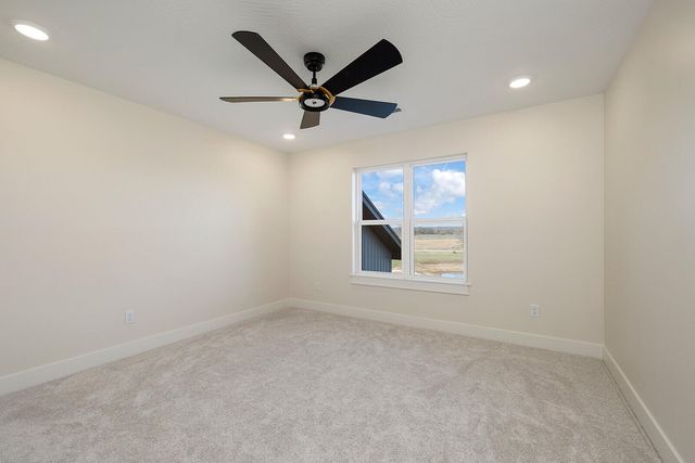 4412 S 86th Road, Bolivar, MO 65613