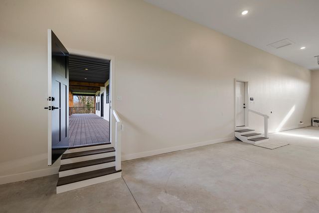 4412 S 86th Road, Bolivar, MO 65613