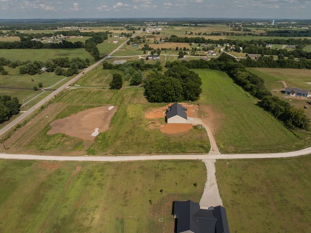 4412 S 86th Road, Bolivar, MO 65613