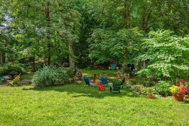 60 Marshal St 4, Brookline, MA 02446