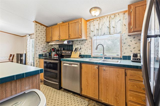 48 Nelwyn Drive, Huntsville, TX 77320