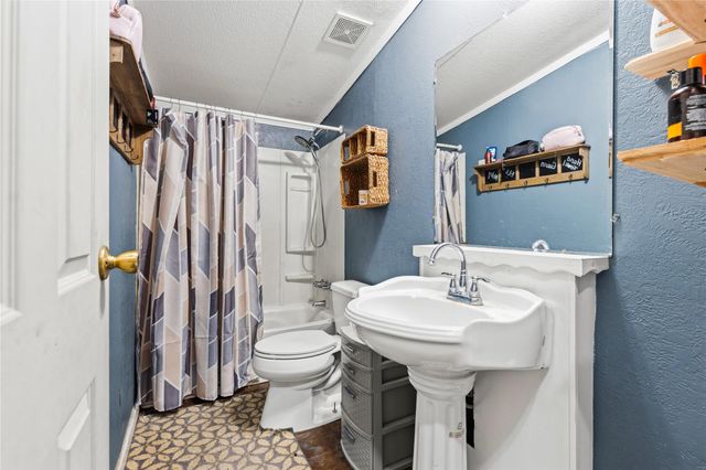 48 Nelwyn Drive, Huntsville, TX 77320