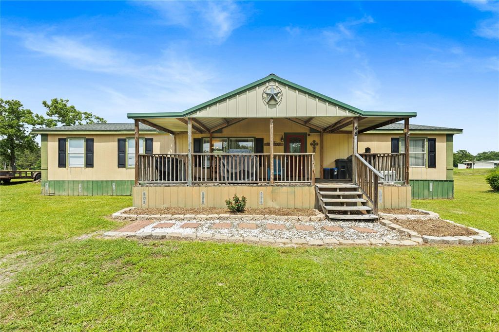 48 Nelwyn Drive, Huntsville, TX 77320