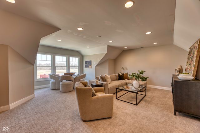 5918 Maple Glen Drive, Noblesville, IN 46062
