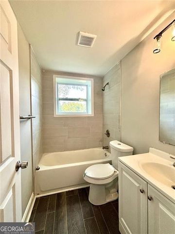 2924 HANDY Drive, Atlanta, GA 30318