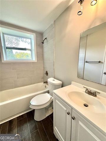 2924 HANDY Drive, Atlanta, GA 30318