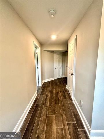 2924 HANDY Drive, Atlanta, GA 30318