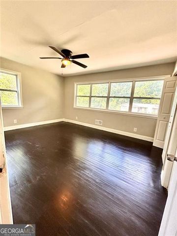 2924 HANDY Drive, Atlanta, GA 30318