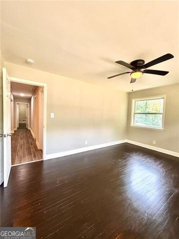 2924 HANDY Drive, Atlanta, GA 30318