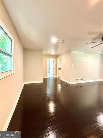 2924 HANDY Drive, Atlanta, GA 30318