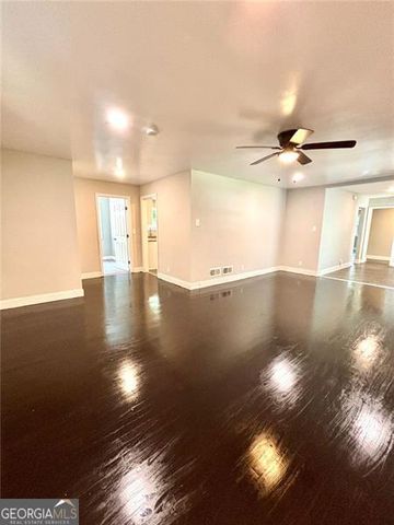 2924 HANDY Drive, Atlanta, GA 30318