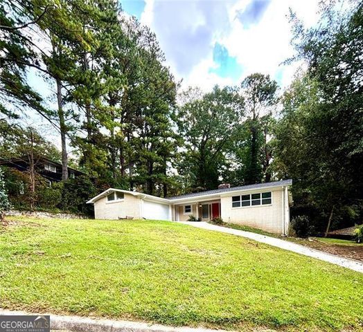2924 HANDY Drive, Atlanta, GA 30318