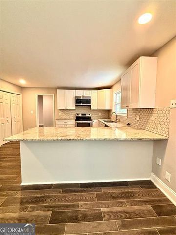 2924 HANDY Drive, Atlanta, GA 30318