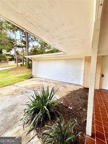 2924 HANDY Drive, Atlanta, GA 30318