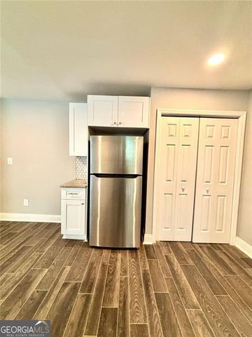 2924 HANDY Drive, Atlanta, GA 30318