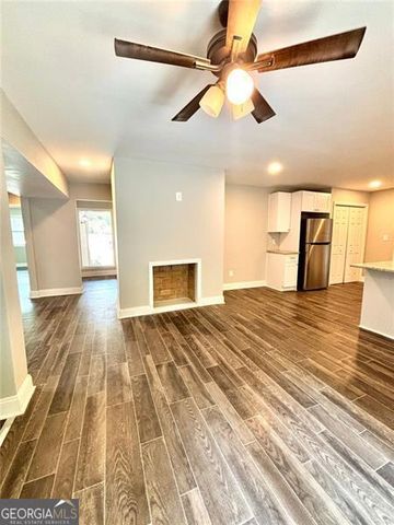 2924 HANDY Drive, Atlanta, GA 30318