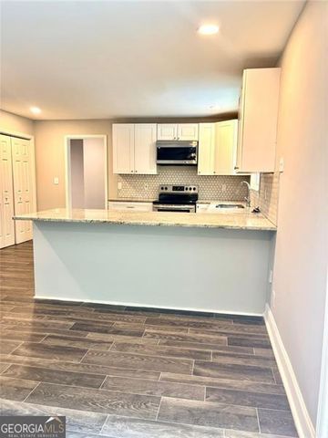 2924 HANDY Drive, Atlanta, GA 30318