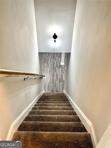 2924 HANDY Drive, Atlanta, GA 30318