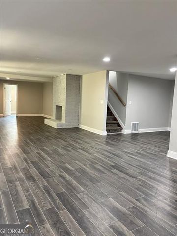 2924 HANDY Drive, Atlanta, GA 30318