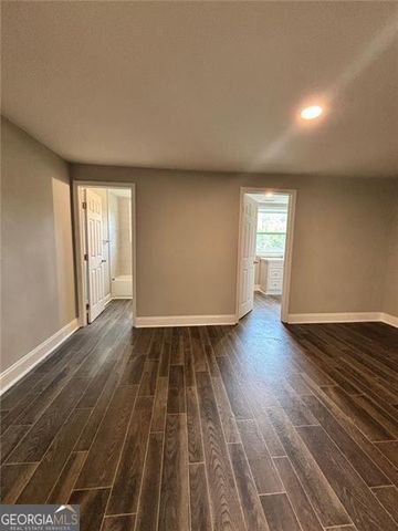 2924 HANDY Drive, Atlanta, GA 30318