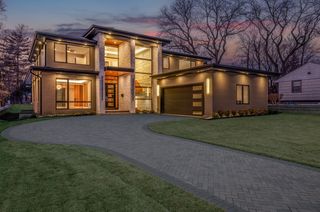 616 Glendale Road, Glenview, IL 60025