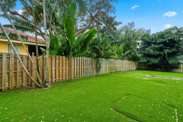 700 WESTFIELD COURT, Dunedin, FL 34698