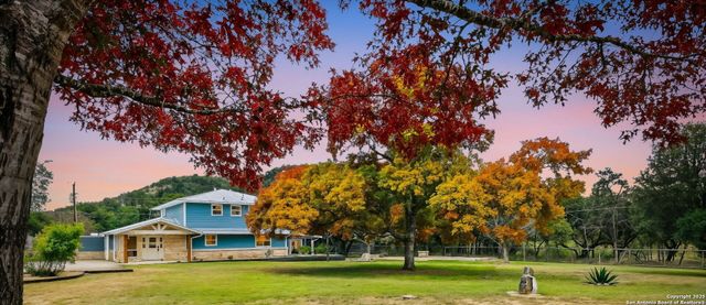 304 HUB DR, Wimberley, TX 78676