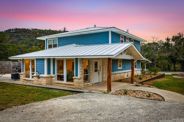 304 HUB DR, Wimberley, TX 78676