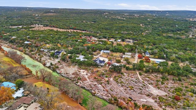 304 HUB DR, Wimberley, TX 78676