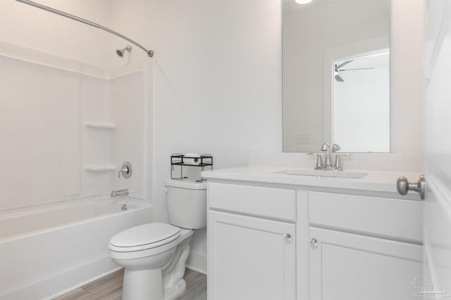 874 Windhill Dr, Cantonment, FL 32533